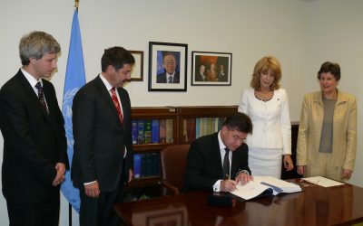 Slovakia becomes latest country to sign Arms Trade Treaty